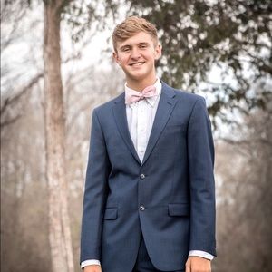 Meet your Posher, Reese